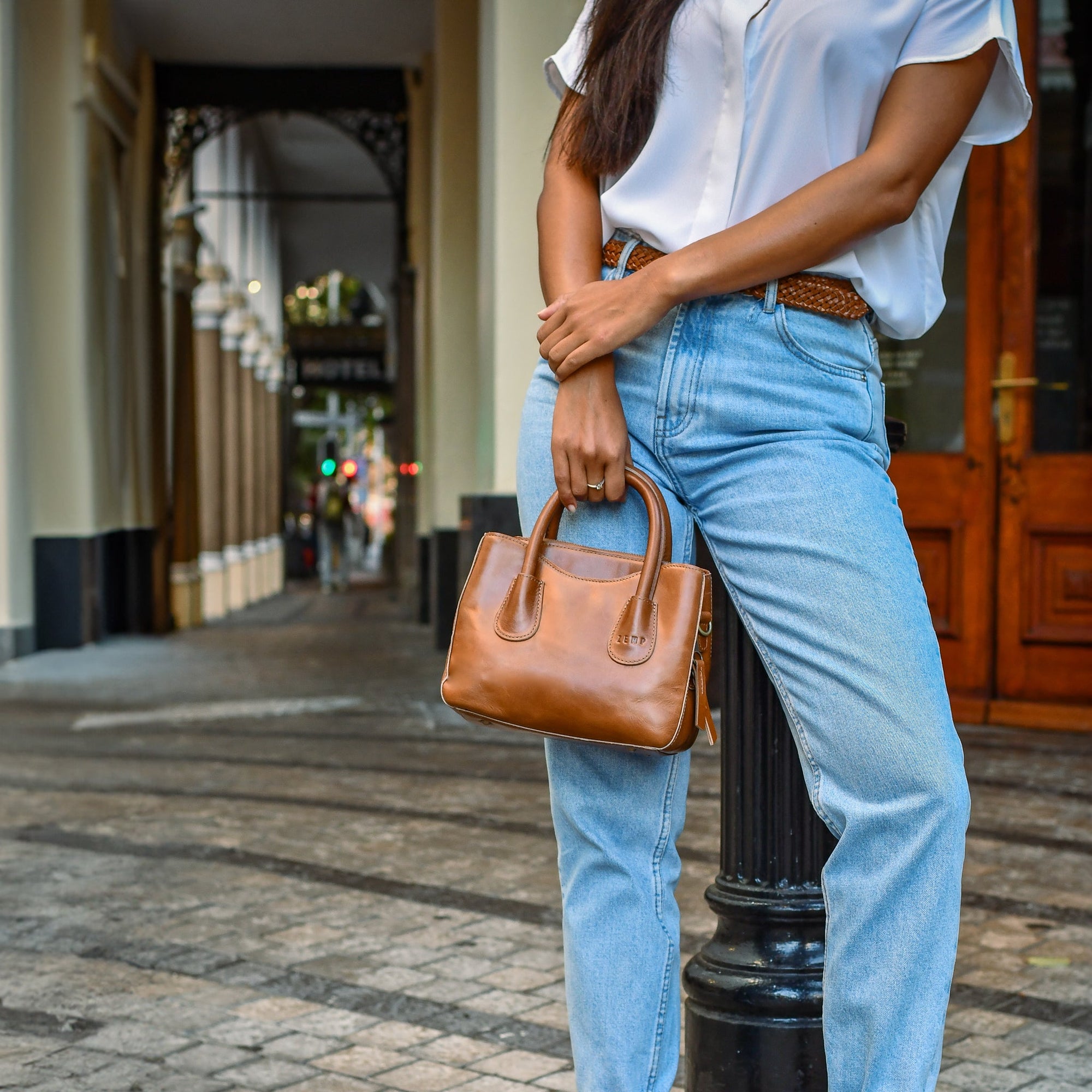 Compact Leather Bags. Designed to Carry the Essentials