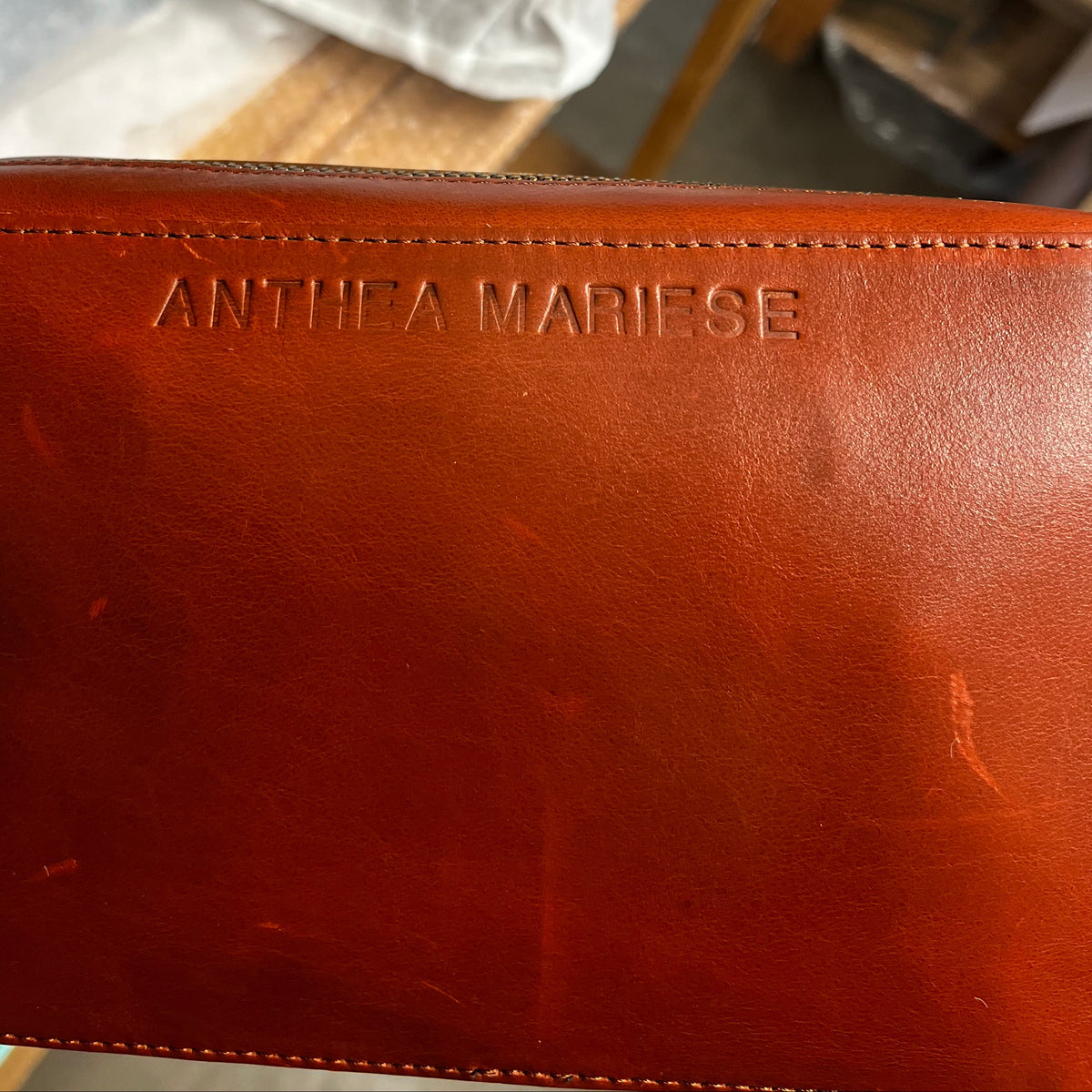 Brie | Vintage Sale | Crossbody Bag
