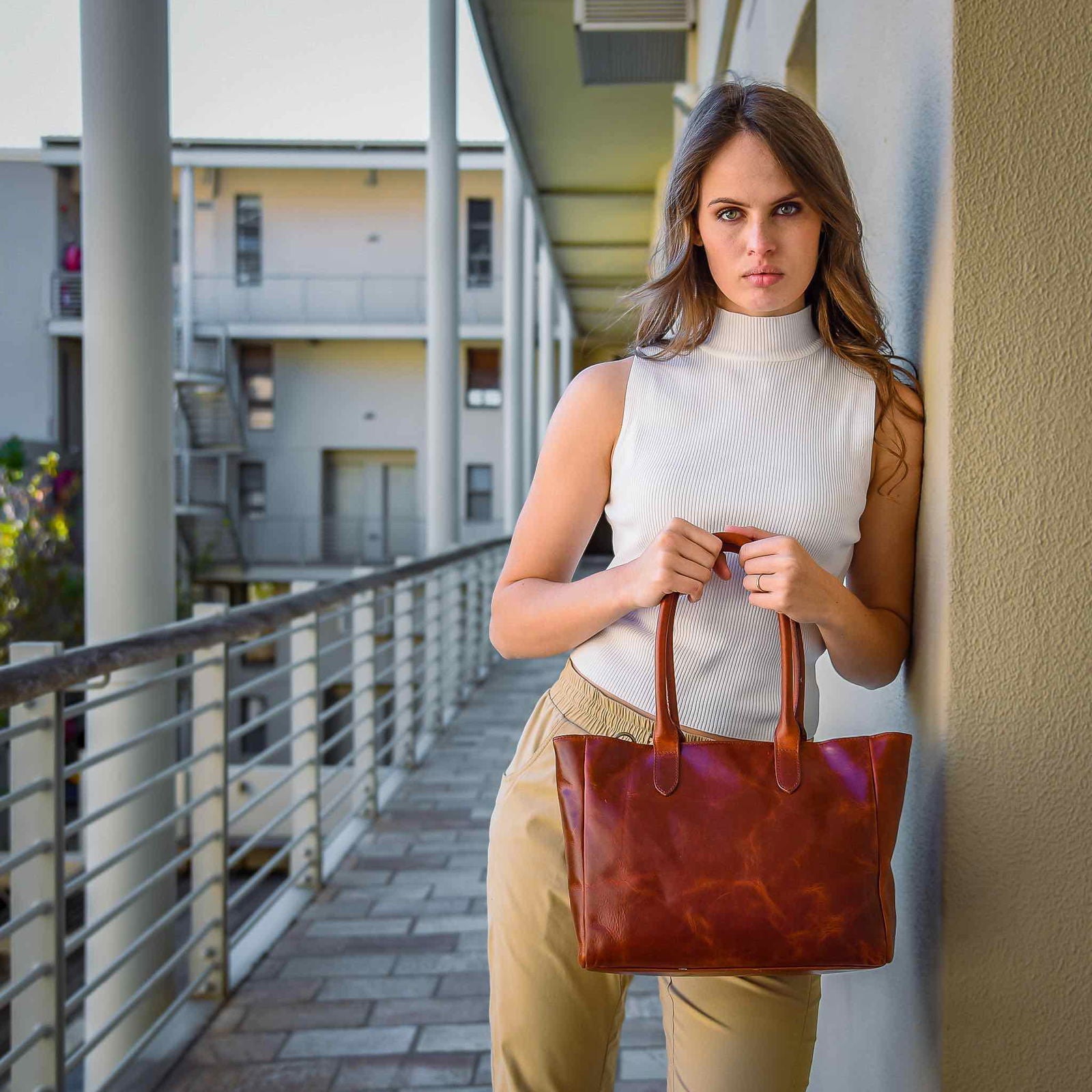 Paisley - crossbody handbag leather bag mood image building