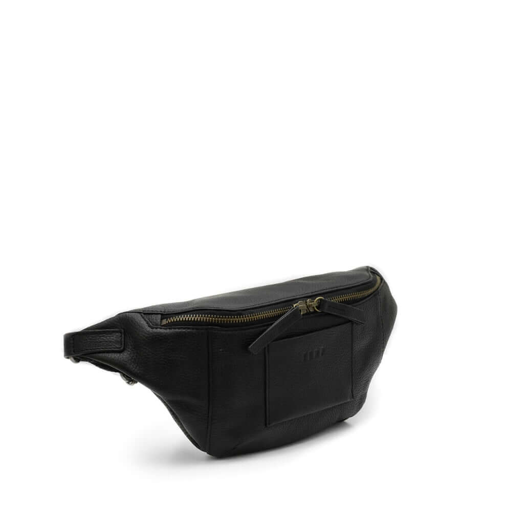 Pellegrino M - leather moonbag side black
