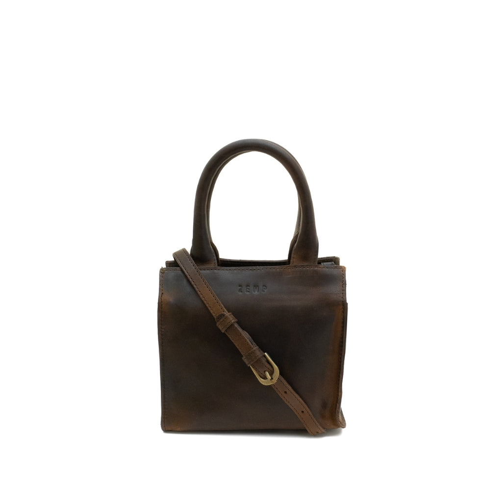 Sutton - leather handbag front wb