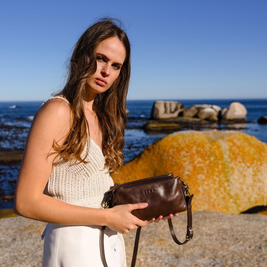 Sydney - crossbody handbag leather bag mood image